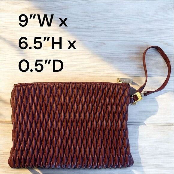 Anne Klein Women's Burgundy Woven Wristlet Clutch Gold Zipper Hardware - Picture 5 of 8